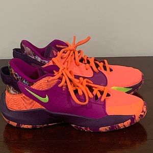 Giannis, Antetokounmpo basketball sneaker